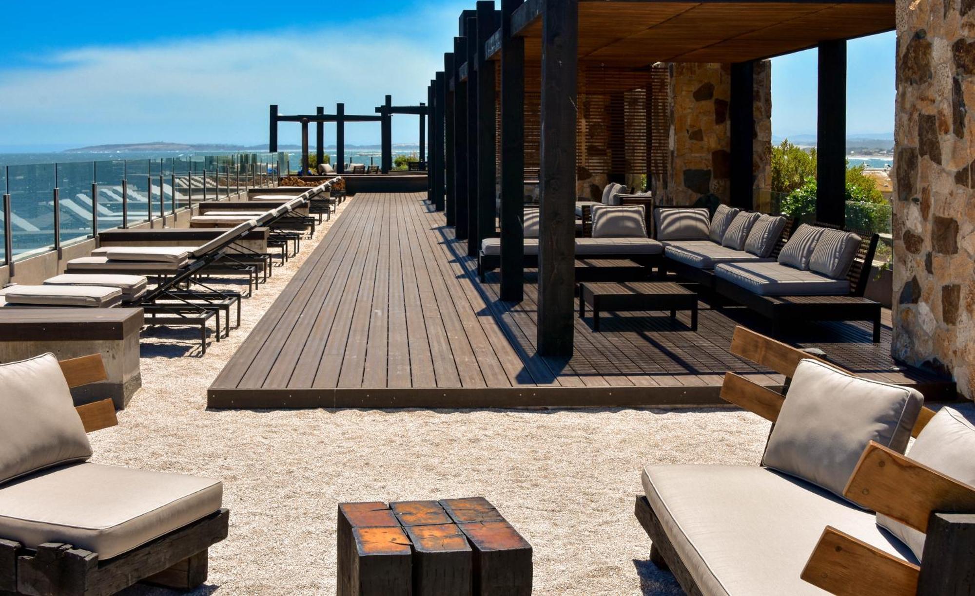 Radisson Blu Acqua Hotel & Spa Concon Exterior photo The beach club at the Cape Town edition
