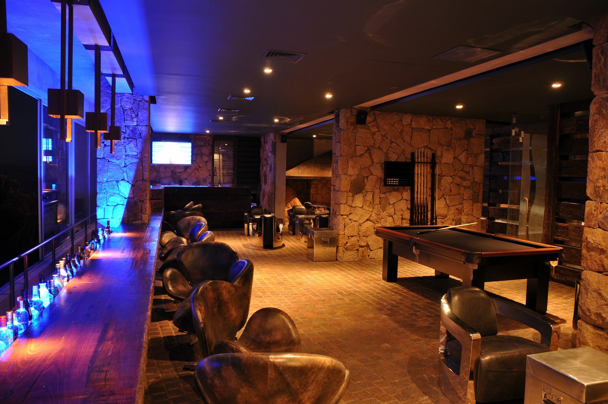 Radisson Blu Acqua Hotel & Spa Concon Exterior photo The interior of the bar